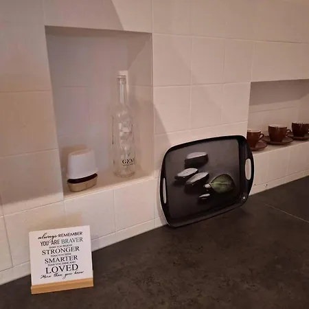 Self Contained Apartmán