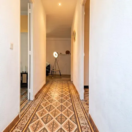 Apartment Family Apartment In Perpignan With Beautiful Courtyard, Perfect For The Rugby Season